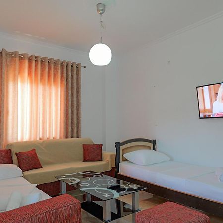 Guesthouse Moonlight Downtown 사밀 외부 사진