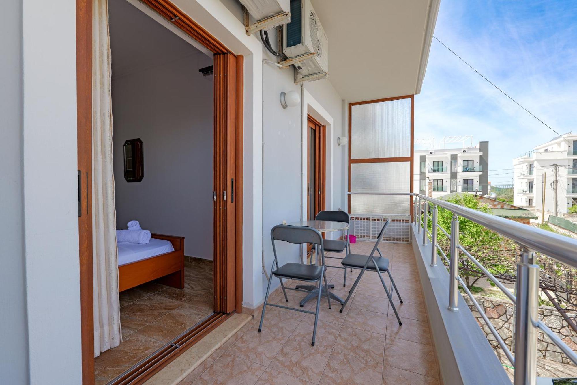 Guesthouse Moonlight Downtown 사밀 외부 사진
