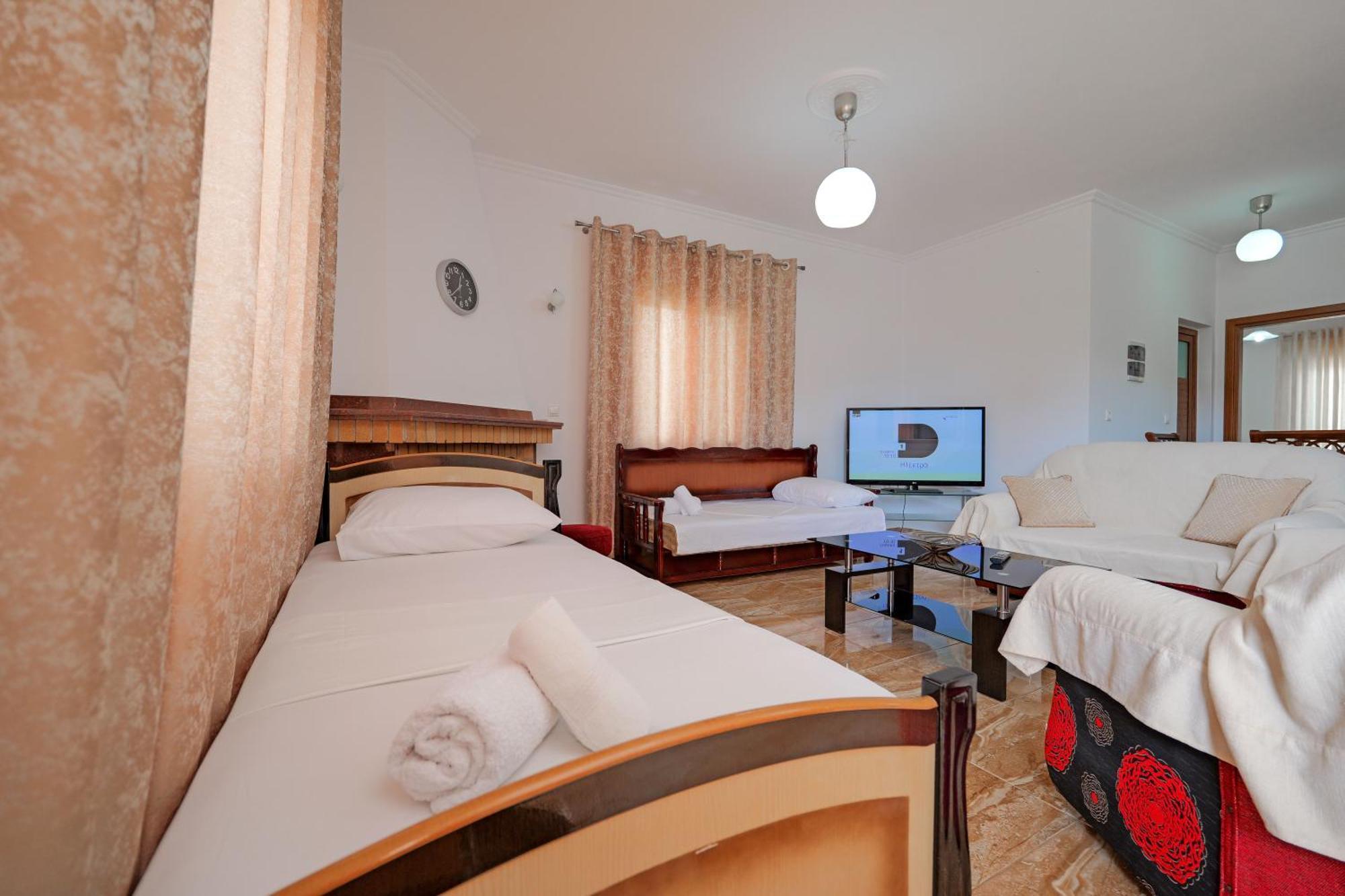 Guesthouse Moonlight Downtown 사밀 외부 사진